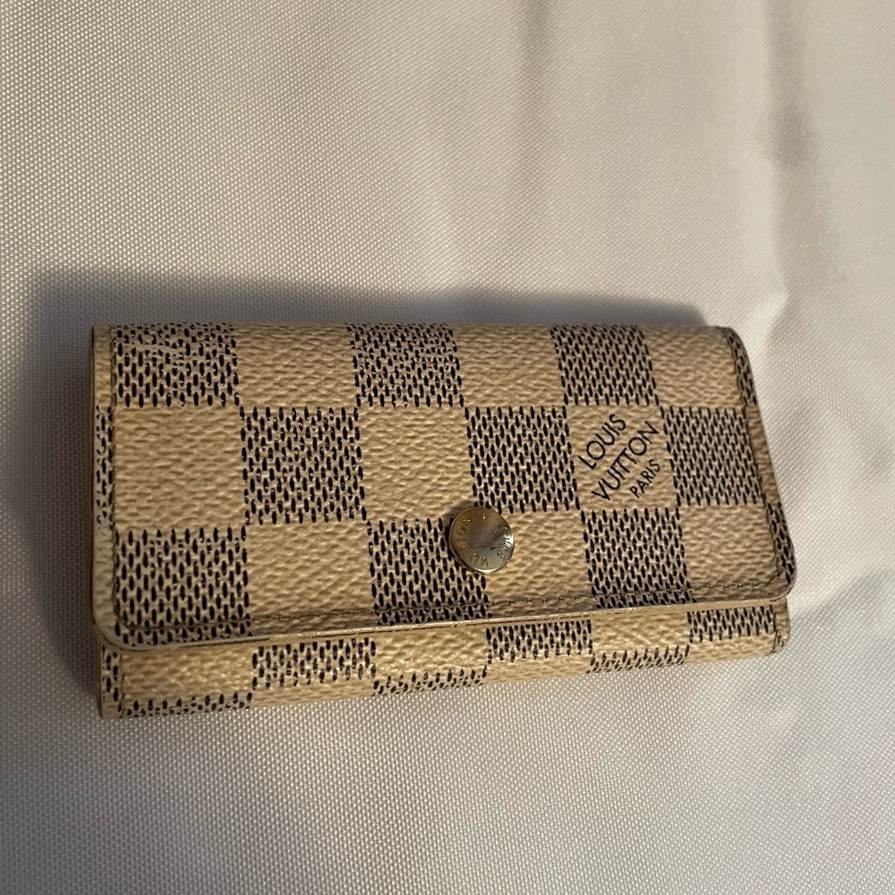 LOUIS VUITTON Damier Azur Multicles Key Holder Key Ring LV Cream Gray Checkered - Picture 2 of 14